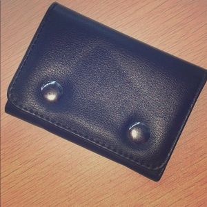 Trifold wallet